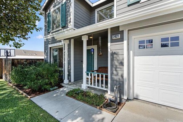 2421 Valley View Road, Hollister, CA 95023