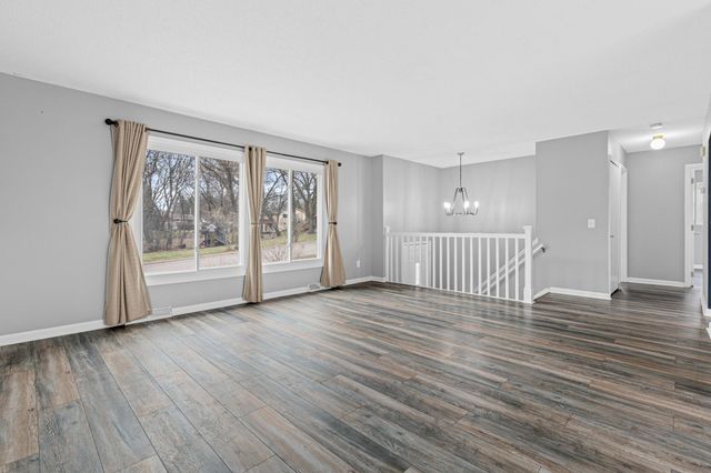 14320 13th Avenue N, Plymouth, MN 55447