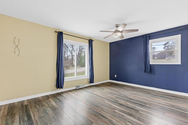 14320 13th Avenue N, Plymouth, MN 55447