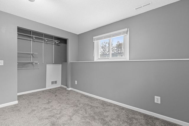 14320 13th Avenue N, Plymouth, MN 55447