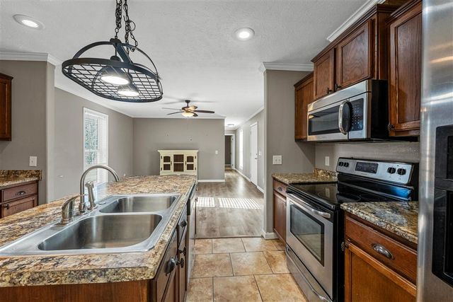 3536 Topsy Road, Lake Charles, LA 70611