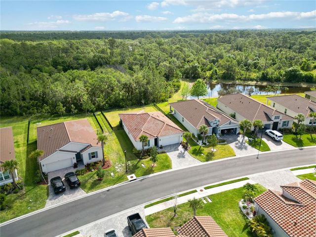 412 DAYLILY BOULEVARD, Nokomis, FL 34275