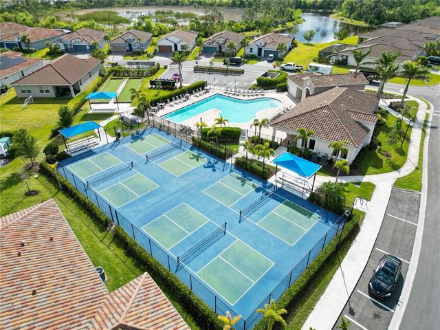 412 DAYLILY BOULEVARD, Nokomis, FL 34275