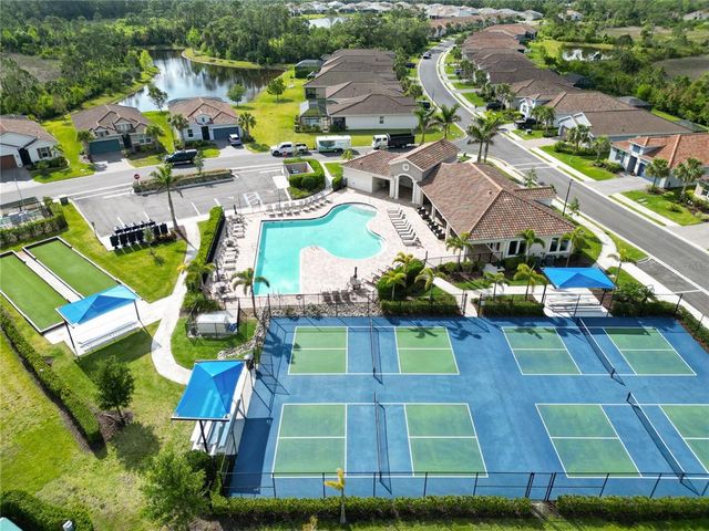 412 DAYLILY BOULEVARD, Nokomis, FL 34275