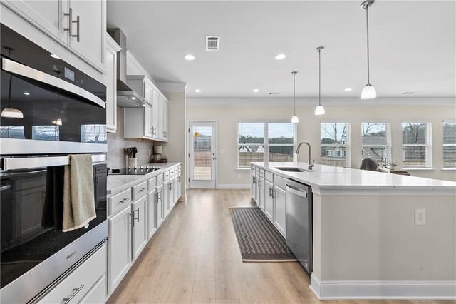 1304 Honeysuckle Lane, Hoschton, GA 30548