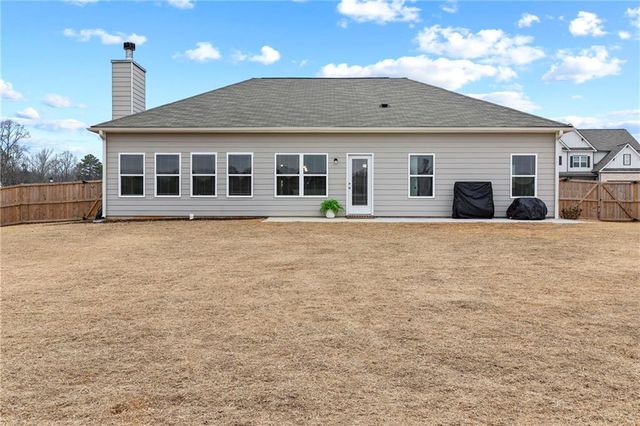 1304 Honeysuckle Lane, Hoschton, GA 30548