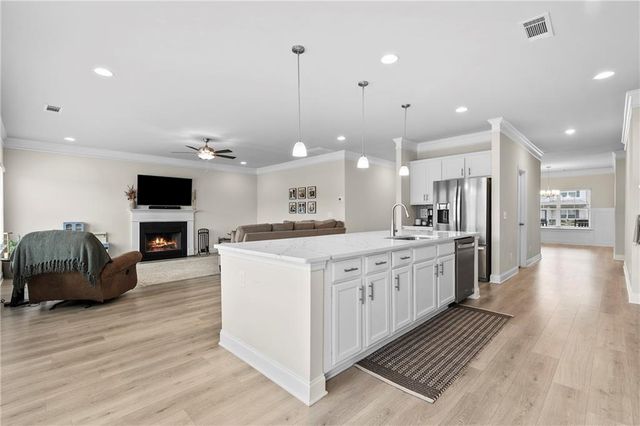 1304 Honeysuckle Lane, Hoschton, GA 30548