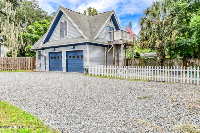 116 KIRKLAND Street, Palatka, FL 32177