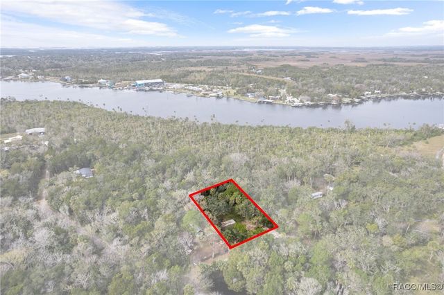 4974 S Chauncey Point, Homosassa, FL 34448