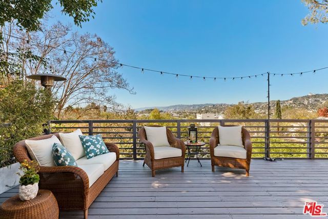 1757 Hollyvista Avenue, Los Angeles, CA 90027