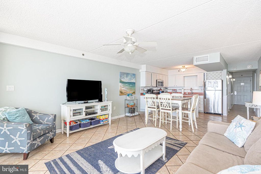 Image 19 of property listing at 11700 COASTAL HWY #1109, Ocean City, MD 21842