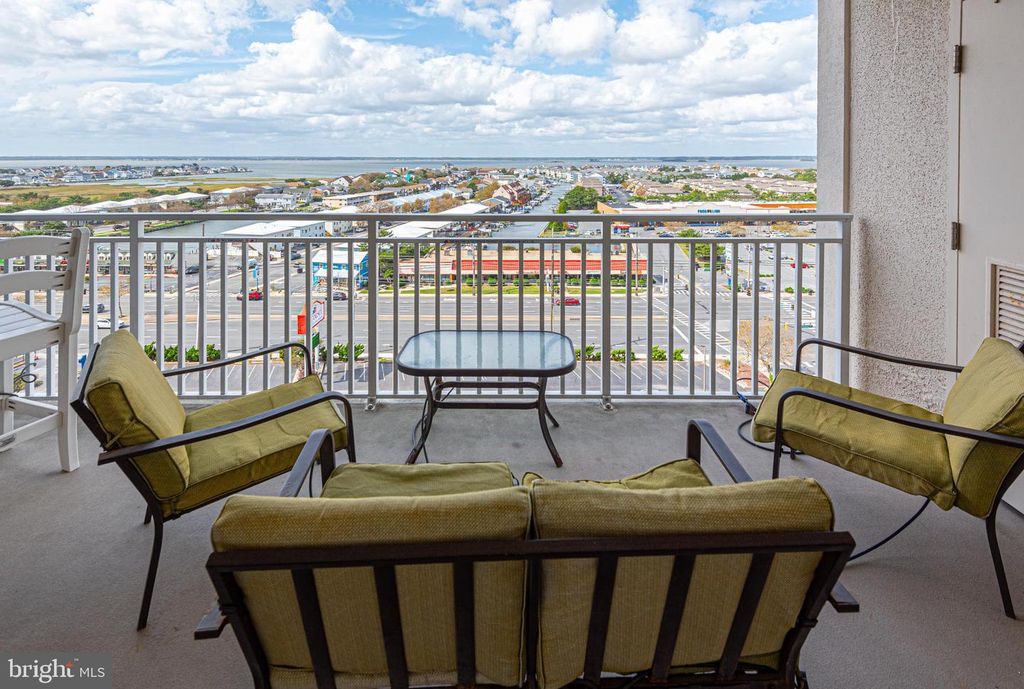 Image 3 of property listing at 11700 COASTAL HWY #1109, Ocean City, MD 21842