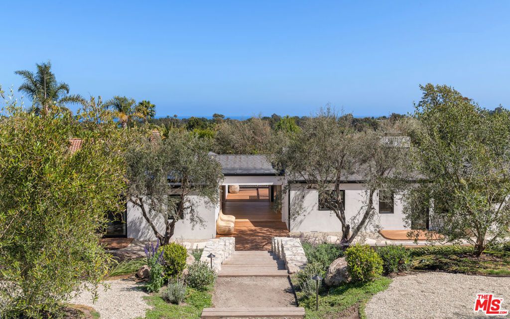 Image 18 of property listing at 28953 Boniface Drive, Malibu, CA 90265