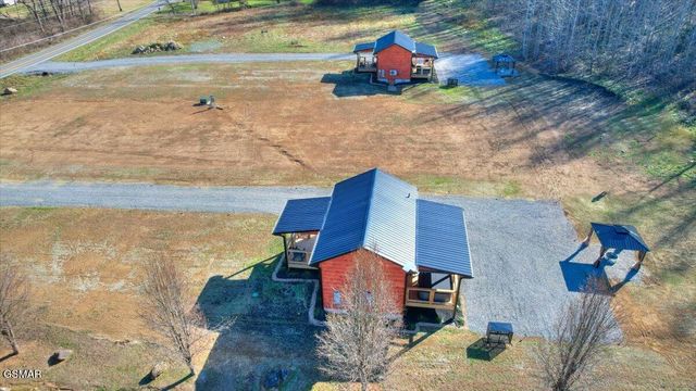 181 Highway 32, Cosby, TN 37722