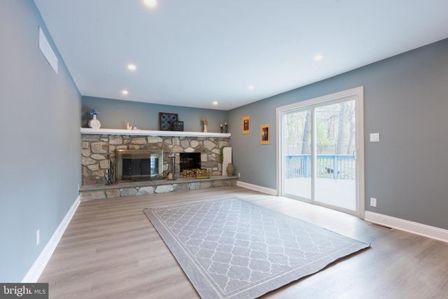 3 SLALOM CT, Pine Hill, NJ 08021