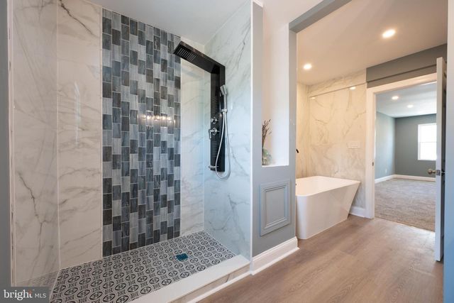 3 SLALOM CT, Pine Hill, NJ 08021