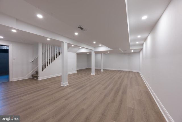 3 SLALOM CT, Pine Hill, NJ 08021