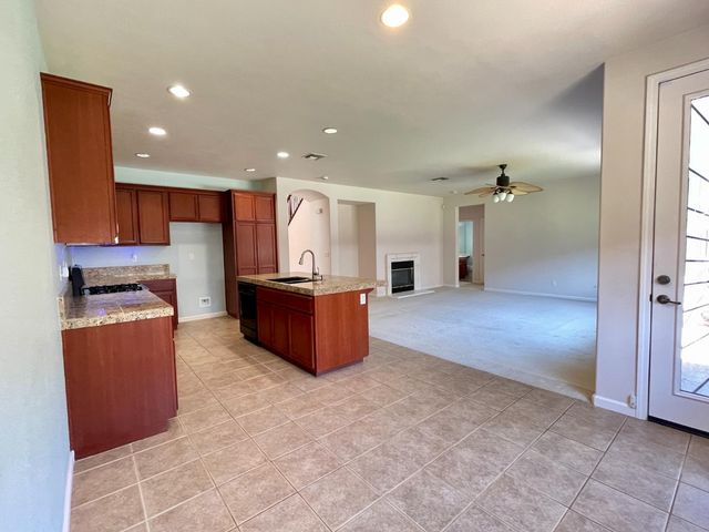 4350 Panorama Ave, Turlock, CA 95382
