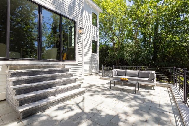 1230 Commonwealth Ave, Newton, MA 02465