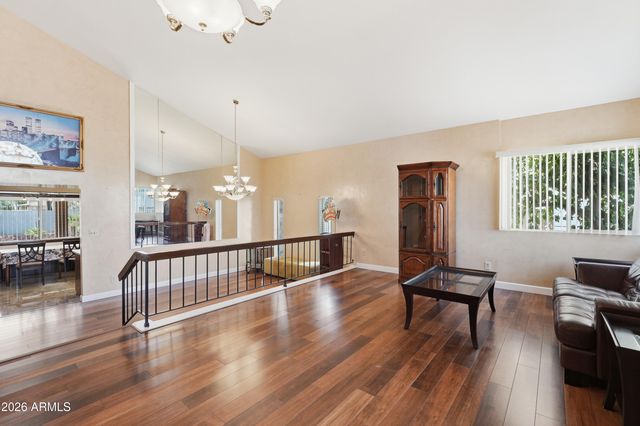 4901 W SELDON Lane, Glendale, AZ 85302