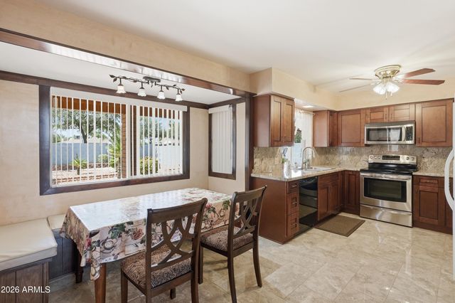 4901 W SELDON Lane, Glendale, AZ 85302