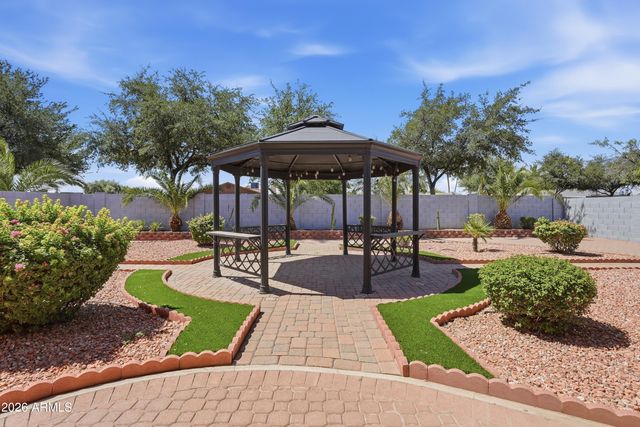 4901 W SELDON Lane, Glendale, AZ 85302