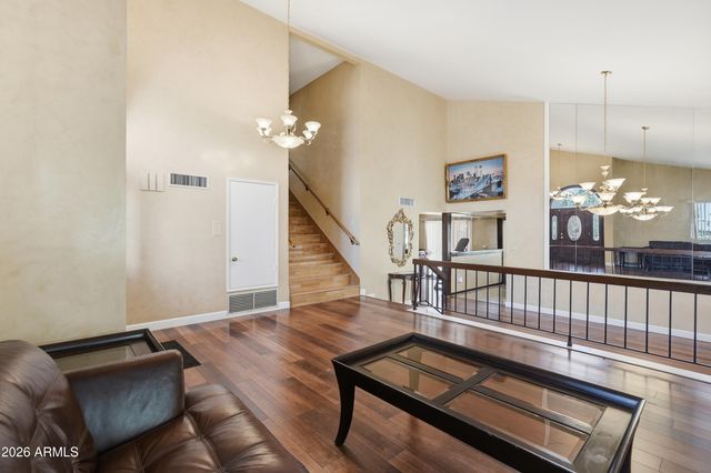 4901 W SELDON Lane, Glendale, AZ 85302