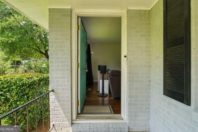 2854 Mitchell Drive, Decatur, GA 30032