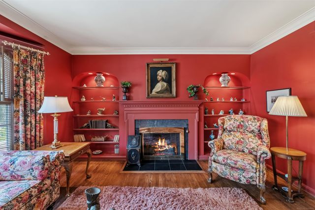 50 Cranford Lane, Grosse Pointe, MI 48230