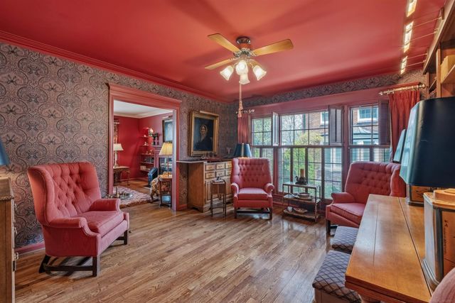 50 Cranford Lane, Grosse Pointe, MI 48230