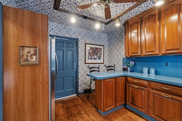 50 Cranford Lane, Grosse Pointe, MI 48230
