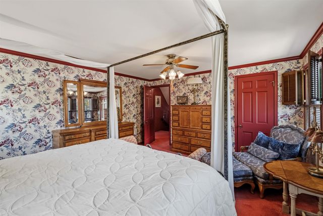 50 Cranford Lane, Grosse Pointe, MI 48230