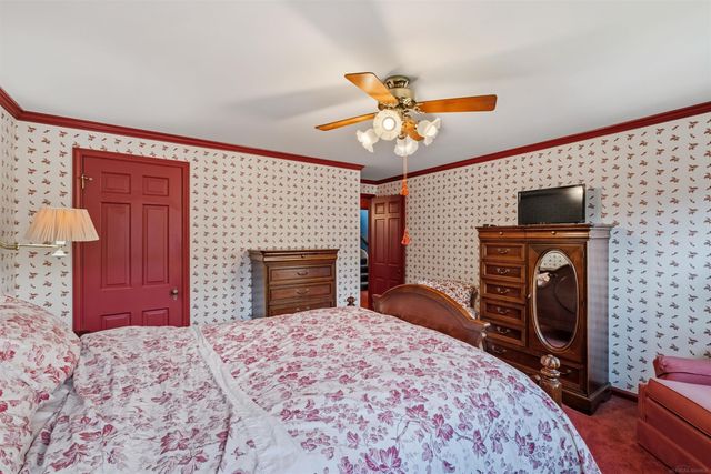 50 Cranford Lane, Grosse Pointe, MI 48230
