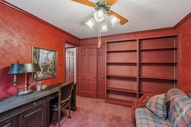 50 Cranford Lane, Grosse Pointe, MI 48230
