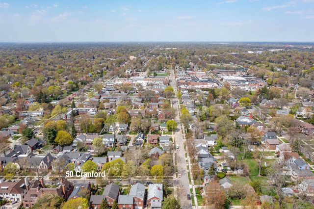 50 Cranford Lane, Grosse Pointe, MI 48230