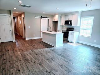 2014 Crown Point Drive 2008-B, Albemarle, NC 28001