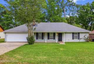 121 Bellegrove Circle, Brandon, MS 39047