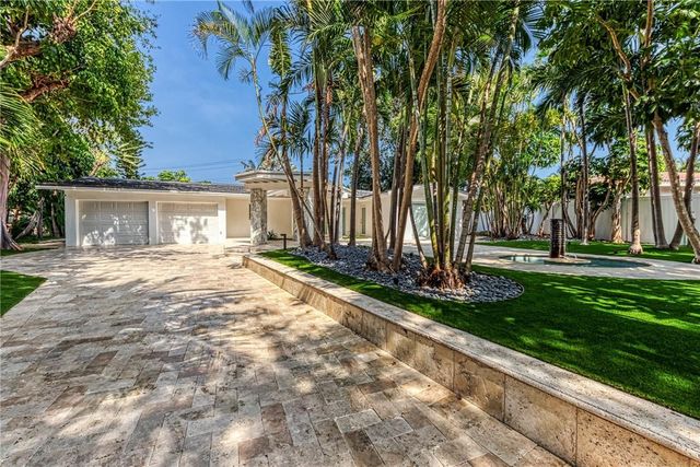 1800 SE Admirals Way, Fort Lauderdale, FL 33316