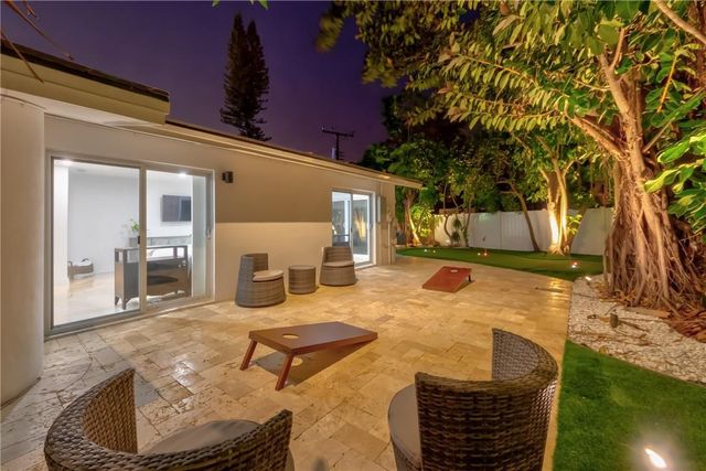 1800 SE Admirals Way, Fort Lauderdale, FL 33316