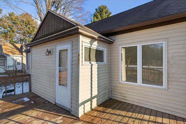 921 JEFFERSON STREET, Wisconsin Rapids, WI 54495