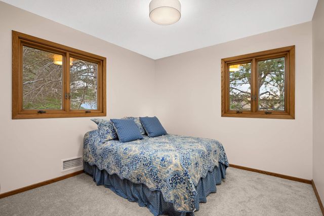 10134 Utah Avenue S, Bloomington, MN 55438