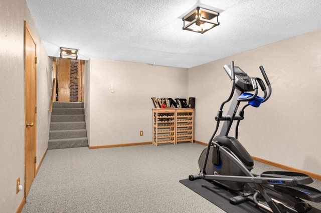 10134 Utah Avenue S, Bloomington, MN 55438