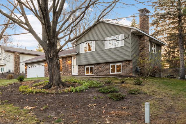 10134 Utah Avenue S, Bloomington, MN 55438