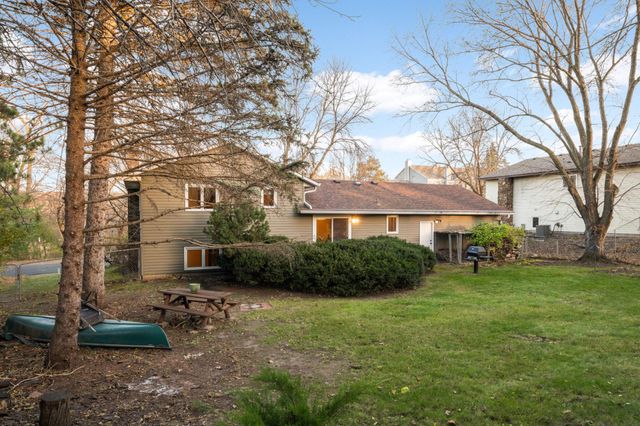 10134 Utah Avenue S, Bloomington, MN 55438