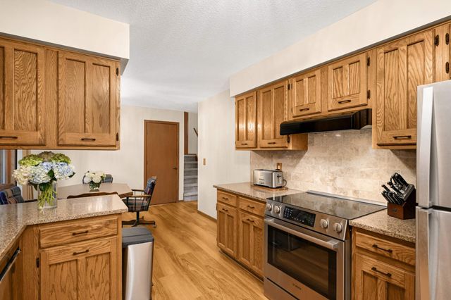 10134 Utah Avenue S, Bloomington, MN 55438