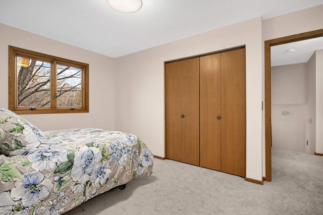 10134 Utah Avenue S, Bloomington, MN 55438