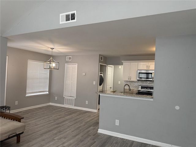 105 Hawkstone Way, Alpharetta, GA 30022