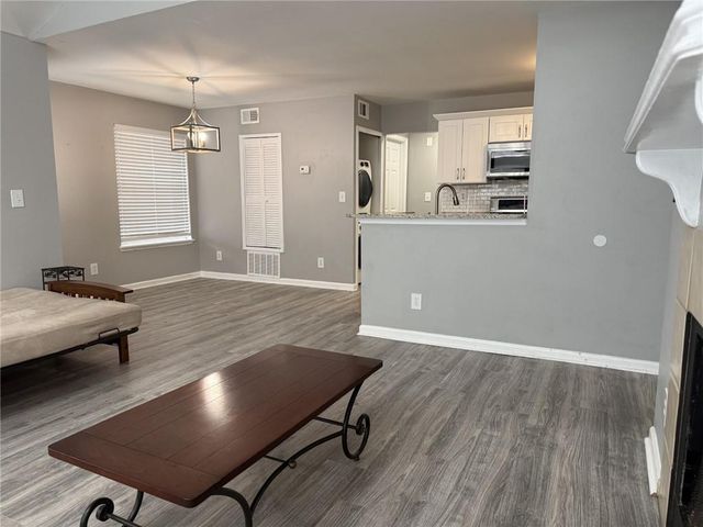 105 Hawkstone Way, Alpharetta, GA 30022
