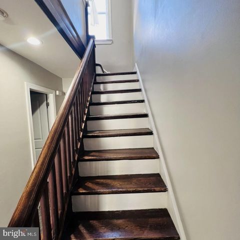 619 S 42ND ST, Philadelphia, PA 19104