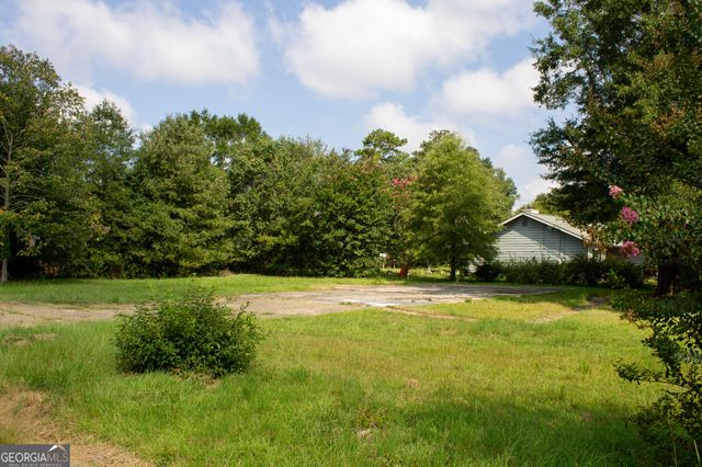 8465 Kendrick Road, Jonesboro, GA 30238